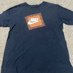 Nike Black Short Sleeve Tee with Iconic Logo